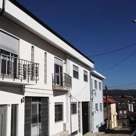 בית הארחה Sinos Rio Tinto