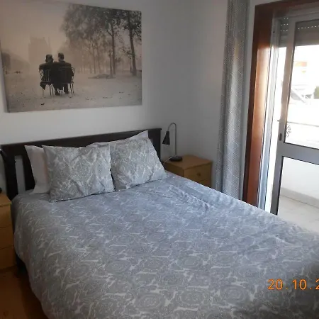 Konukevi Sinos Rio Tinto Campainha